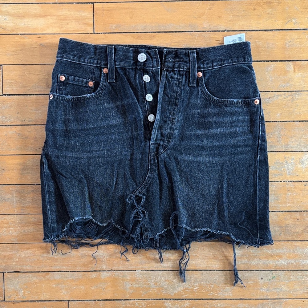 EUC Levi's Premium Black Denim distressed Skirt - Classic Label Detail